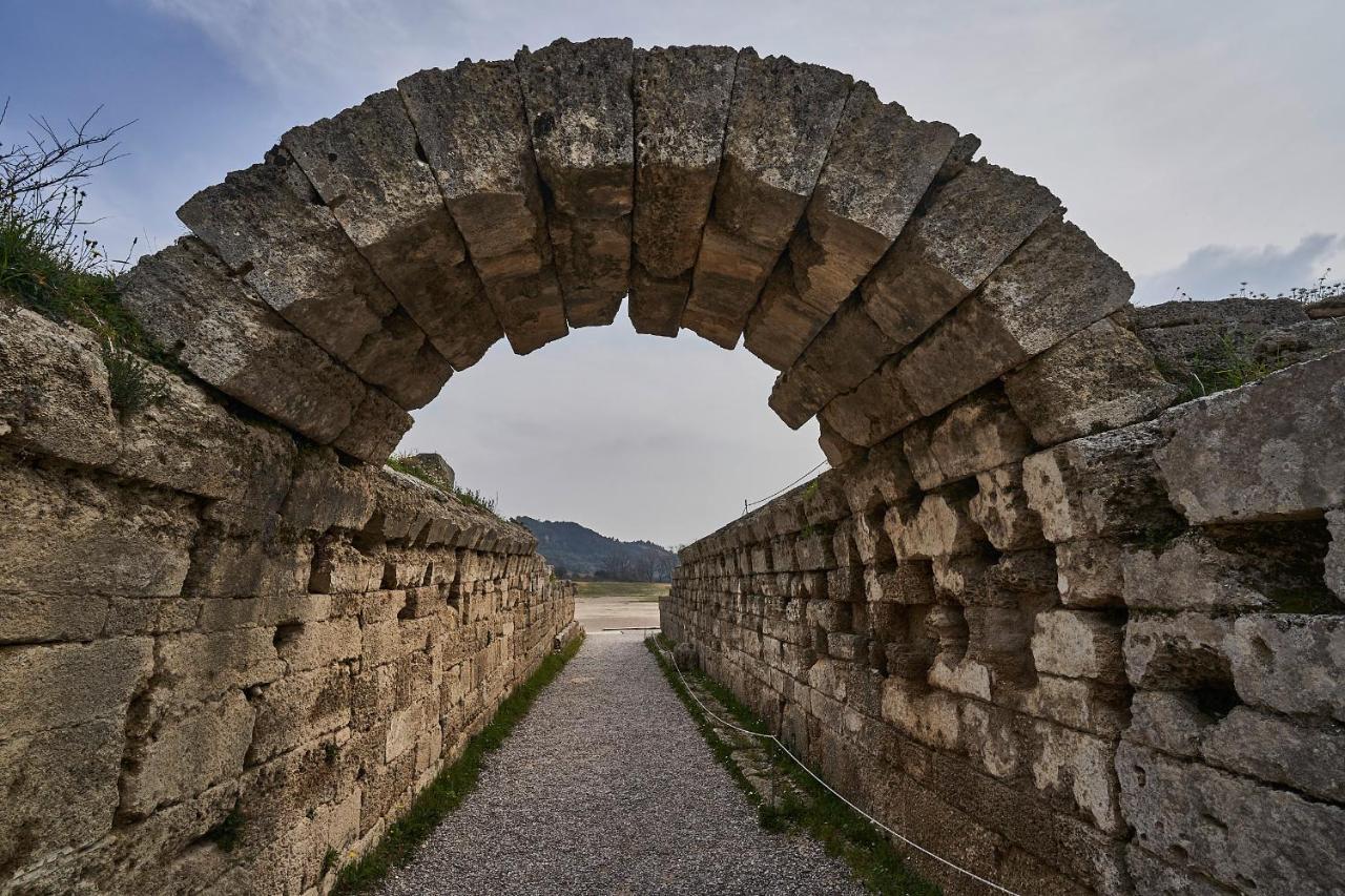 Stadium Ancient Olympia Exterior foto